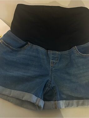 Ingrid & Isabel Blue Denim Maternity Shorts with Stretch Panel